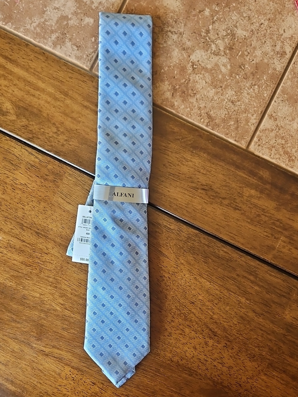 Alfani Light Blue Diamond-Pattern Men's Tie
